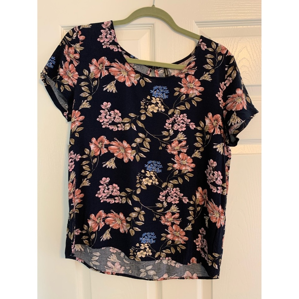 Floral top